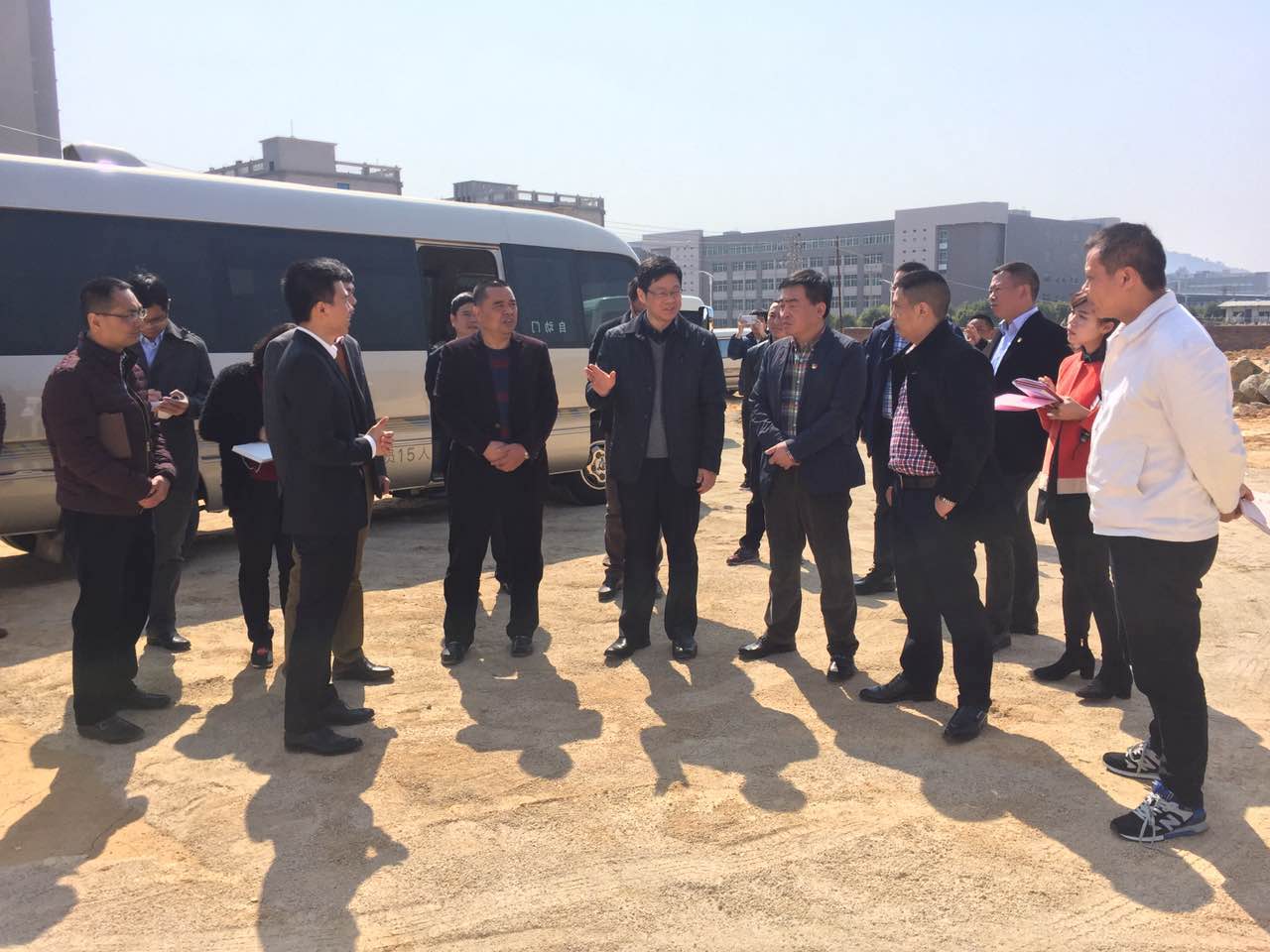 泉州市市长康涛带队到福建宝锋电子有限公司调研